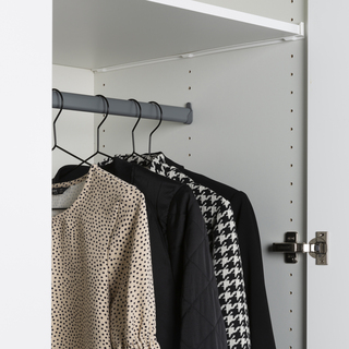 KLÄDSTÅNG TILL GRÅ