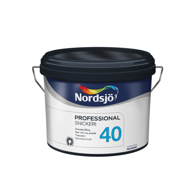 SNICKERIFÄRG PRO 40 SVART 2,5L