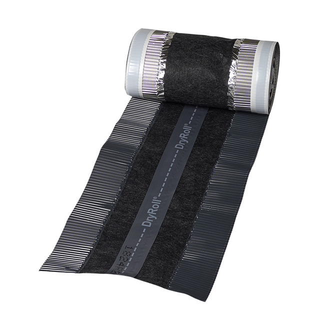 Svart nockband av material som liknar textil och metall, med texten DryRoll tryckt längs mitten.