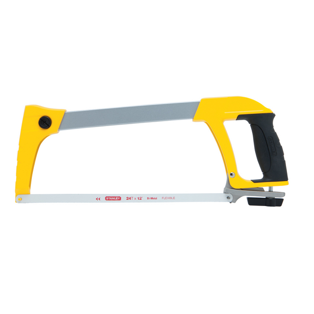 Bågfil med gul och svart handtag samt silverfärgat blad. Märkt Stanley 24 T 12 Bi-Metal FLEXIBLE.