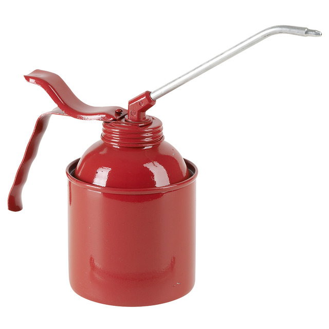 OLJEKANNA FAST RÖD 500ML | Beijerbygg Byggmaterial