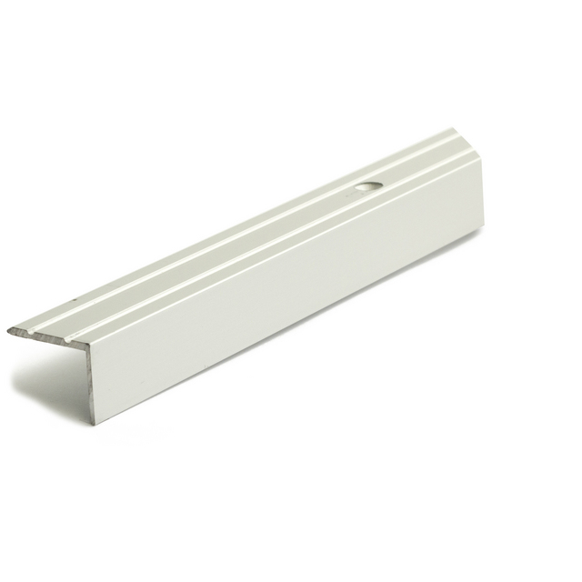 TRAPPNOSLIST SILVER 25X20MM1M HABO A36 SKRUVAS | Beijerbygg Byggmaterial