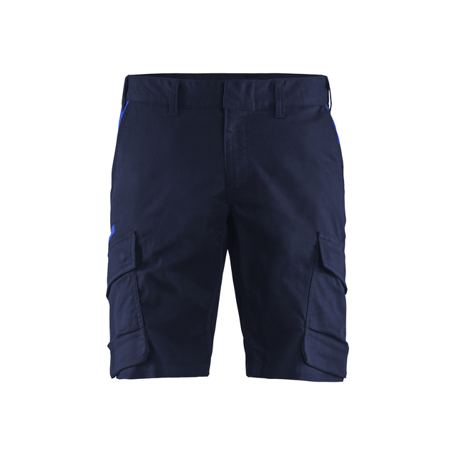 Mörkblå shorts med sidofickor och bältesöglor, mot vit bakgrund.