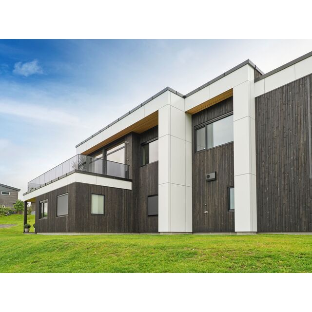 22X123 YTTERPANEL D-FAS SV 4,2 RÄT KANT MÖREROYAL 2.0