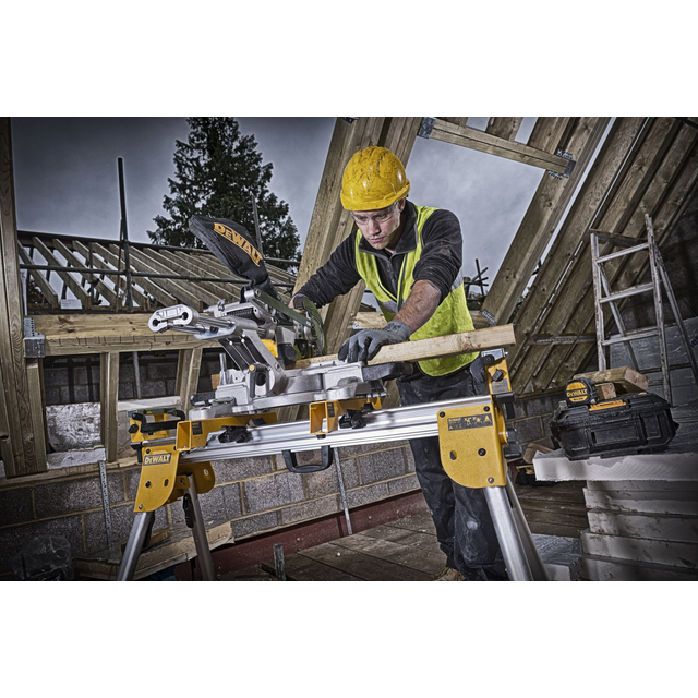 KAP&GERINGSSÅG DCS365N DEWALT UTAN BATTERI