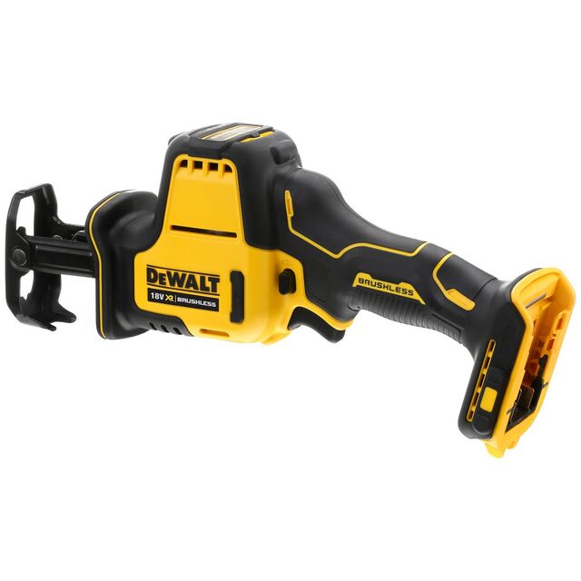 Gul och svart Dewalt borlös tigersåg med avtryckare och grepphandtag.