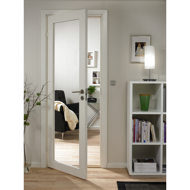 Miljöbild föreställande artikeln INNERDÖRR PURITY 8X20 VIT GW01 700/GW01L GLAS 4MM EXKL KARM från kategorin Innerdörrar