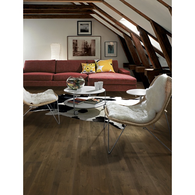 PARKETT EK BROWNIE 3-STAV 15MM 2,91M2/PKT MATTLACK BORST BRUN