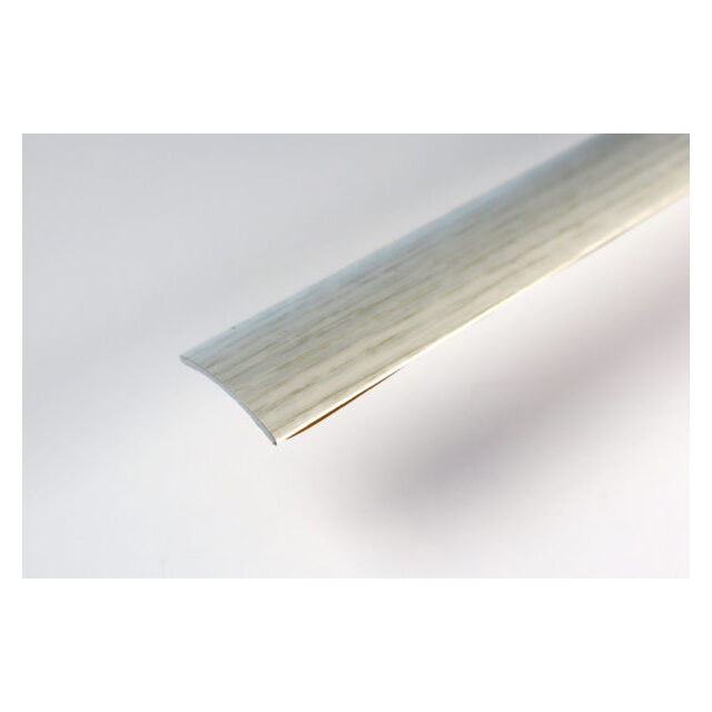 SKARVLIST 30MM SLÄT LIGHT OAK 100CM SJÄLVHÄFTANDE | Beijerbygg Byggmaterial