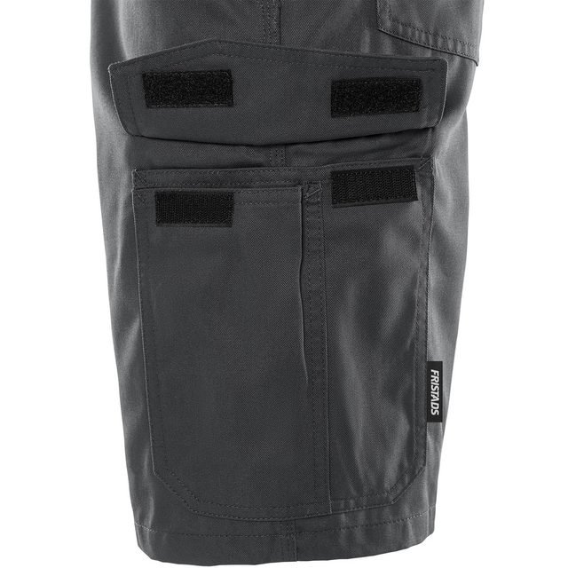Produktbild föreställande artikeln SHORTS 2508 P154 MÖRKGRÅ STL C58 från kategorin Byxor