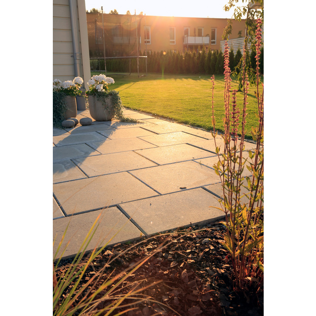KLASSIK 350X350X40 NATURGRÅ 8ST/M2 BETONGPLATTA    (90/96)