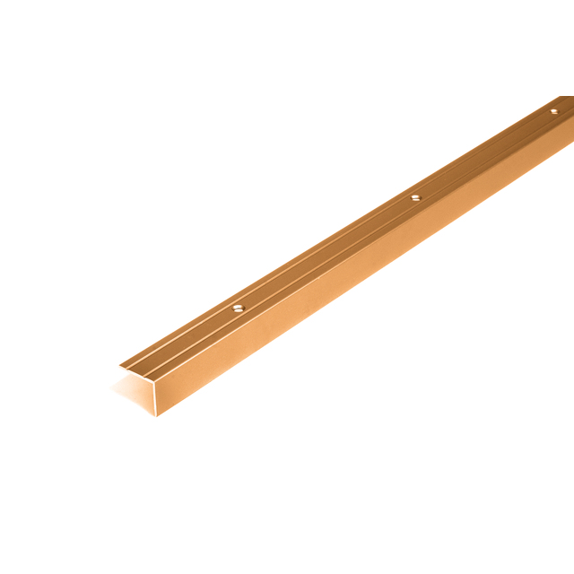 TRAPPKANTLIST 25X20MM GULD 300CM INKLUSIVE SKRUV | Beijerbygg Byggmaterial