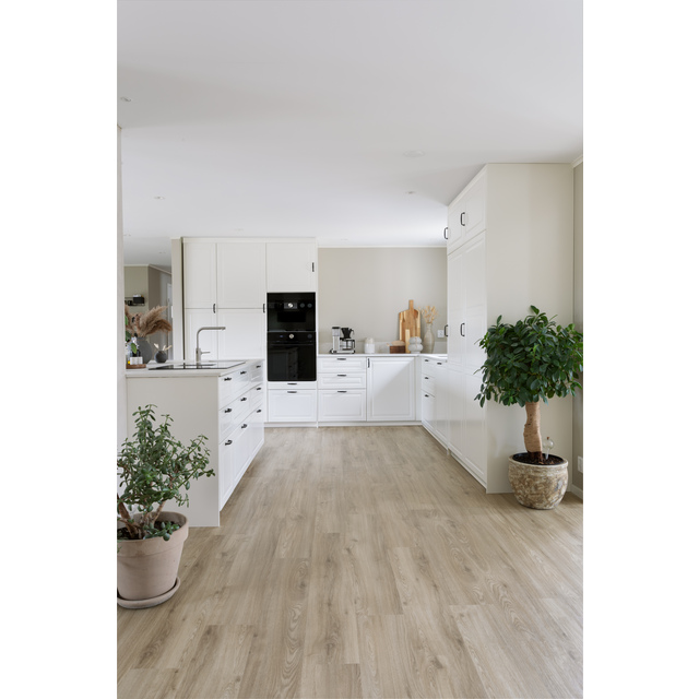 Miljöbild föreställande artikeln VINYLGOLV KLICK EK GREIGE 10MM 1,86M2/PKT MAXWEAR från kategorin Plankdesign