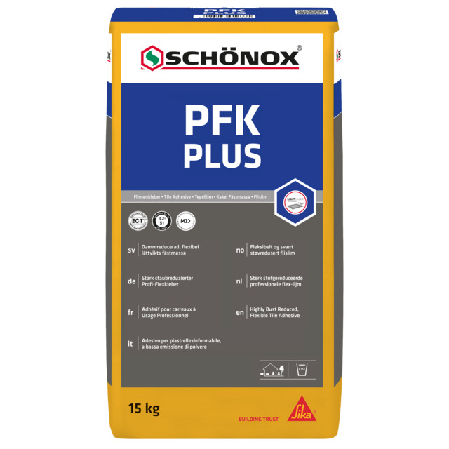 Förpackning av fästmassa SCHÖNOX PFK PLUS, 15 kg. Text med produktinformation och logotyper synliga.