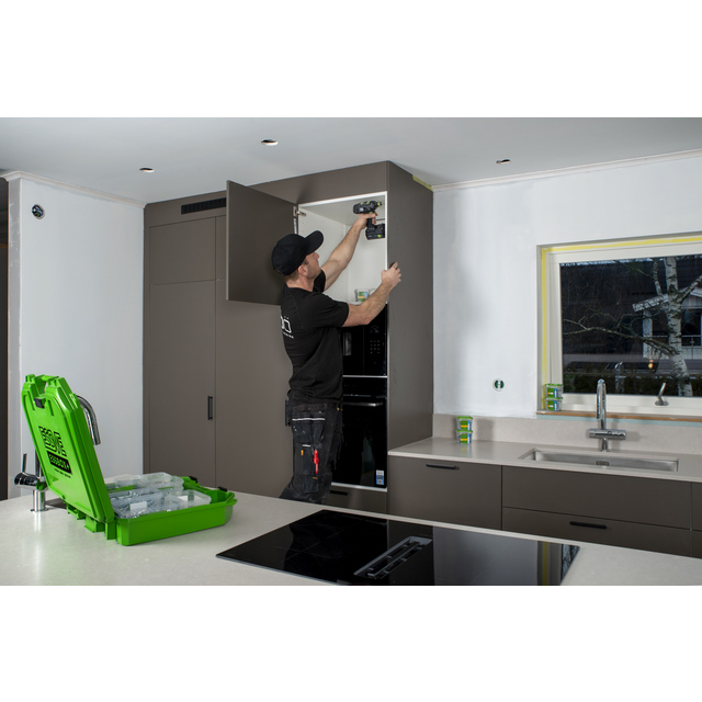 INREDNINGSSKRUV FÖR TRÄ SVART 4,2X28 250ST