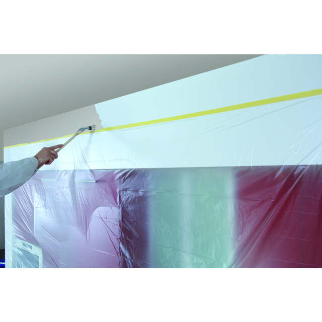 Actionbild föreställande artikeln MASKERINGSFOLIE EASY COVER PRECISION TESA 550MM 33M från kategorin Maskeringstejp