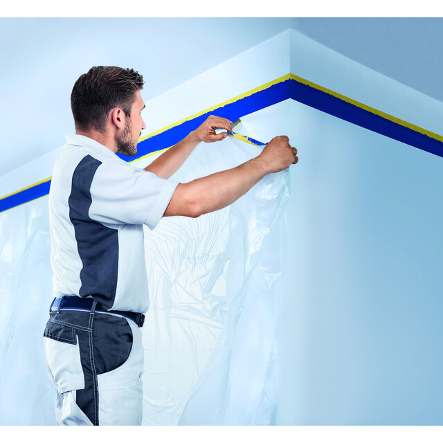 Actionbild föreställande artikeln MASKERINGSFOLIE EASY COVER PRECISION TESA 550MM 33M från kategorin Maskeringstejp