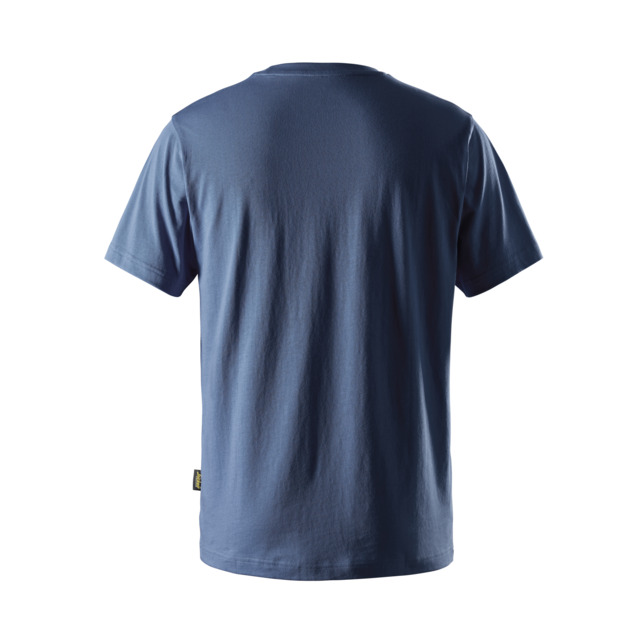 En blå kortärmad T-shirt sedd bakifrån.