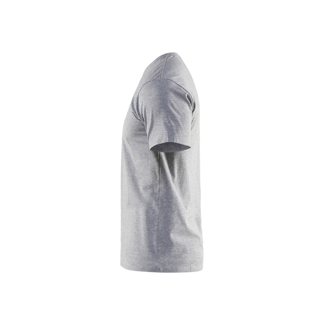 Grå T-shirt sedd i profil mot vit bakgrund.