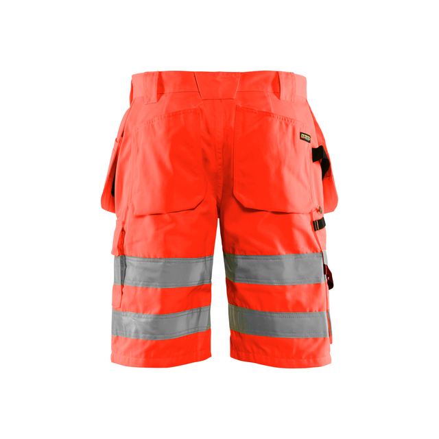 Röda shorts med reflexband runt benen och flera fickor.