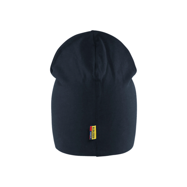 En svart mössa med en liten etikett märkt Buffalo och en röd blå logotyp synlig på baksidan.