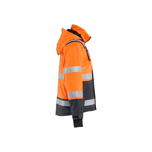 Orange jacka med reflexband och huva, svart sektion längst ned och på ärmarna. Sidosikt.