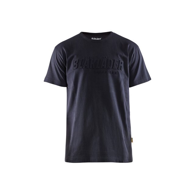 Mörk marinblå T-shirt med trycket BLÅKLÄDER framtill.
