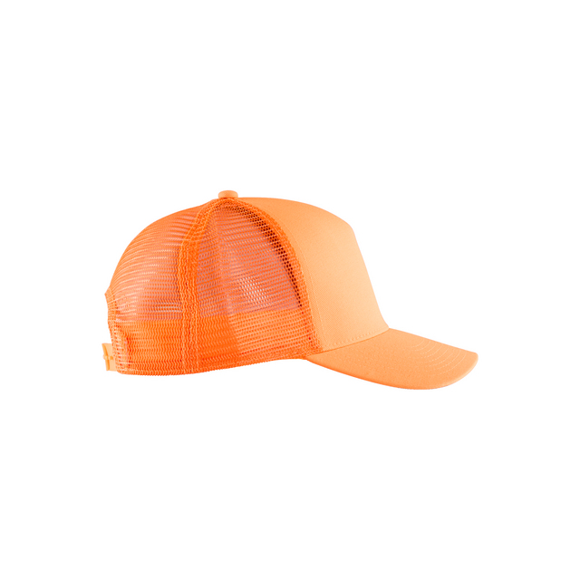 Orange nätkeps med böjd skärm och justerbar rem bak.