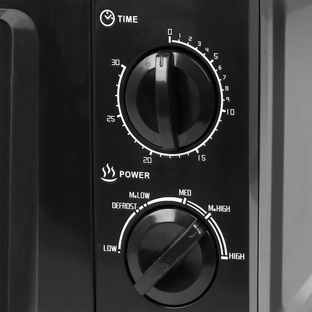 Produktbild föreställande artikeln MIKROVÅGSUGN SVART M W-124745 700W från kategorin Hushållsapparater