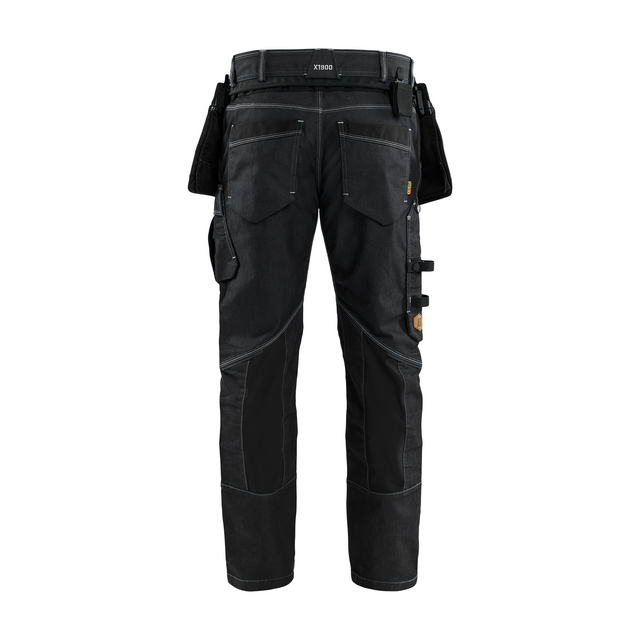 Svarta arbetsbyxor med flera fickor och hällor i midjan.