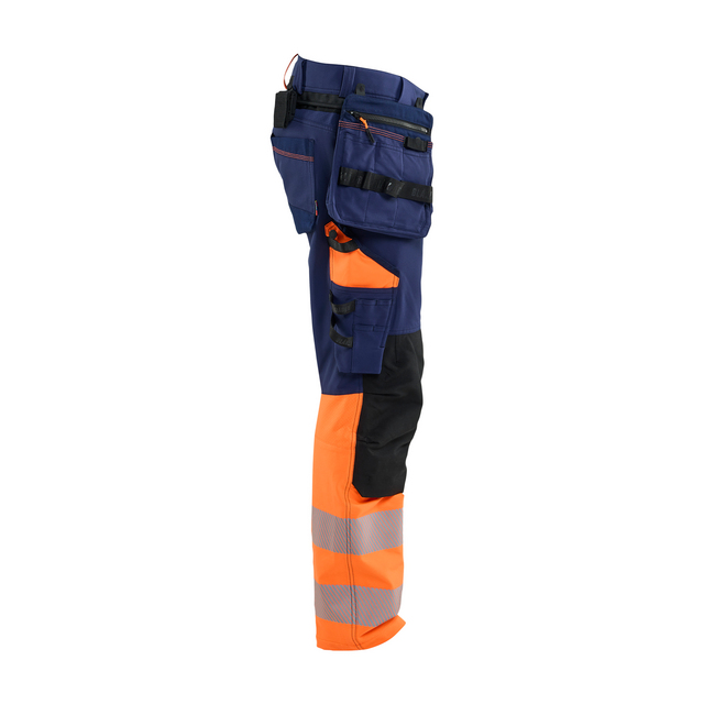 Arbetsbyxa med reflexband, flera fickor och förstärkningar i blått och orange.