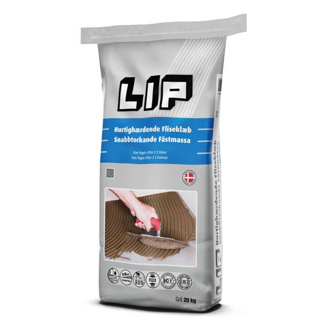 Förpackning med LIP snabbhärdande fästmassa, 20 kg. Visar hand som applicerar fästmassa.